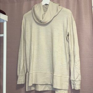 ✨3 for $15✨ GAP Turtleneck